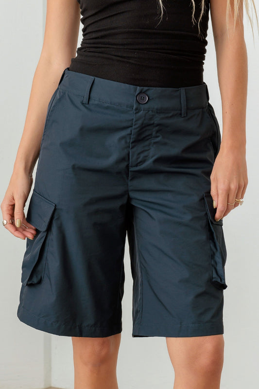 Lightweight Cargo Shorts in Navy